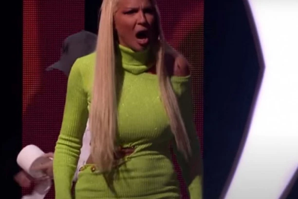 IZBIO HAOS U ŽIRIJU ZVEZDA GRANDA: Bosancu pukao film zbog Karleuše, SRAM TE BILO, DA SI MI ĆERKA, ODNOSILA BI SE PREMA MENI KAO PREMA OCU!