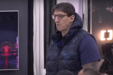 (FOTO) KRISTIJAN GOLUBOVIĆ NAPUŠTA "ZADRUGU": Dosta sam bio trandža i cirkusant, idem u Nemačku da napravim pare!