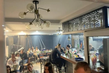 KOMUNALNA MILICIJA RASTURILA JOŠ JEDNU KORONA ŽURKU!