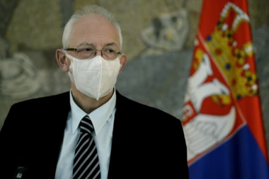 (VIDEO) VAKCINACIJA U TRŽNIM CENTRIMA? Sada je poznat i stav doktora Kona o aktuelnom pitanju