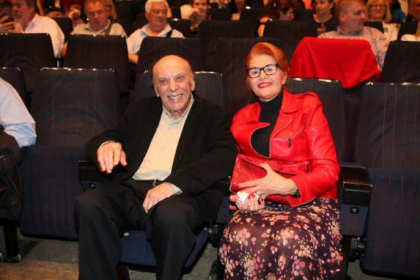 Žena Predraga Živkovića Tozovca skrhana bolom: Nemam snage da pričam, izgubila sam DEO ŽIVOTA!