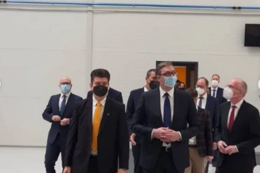 (VIDEO) OTVORENA FABRIKA U NOVOM SADU! Vučić: Kontinental Automotiv je vrhunac našeg ulaganja u ovaj grad!