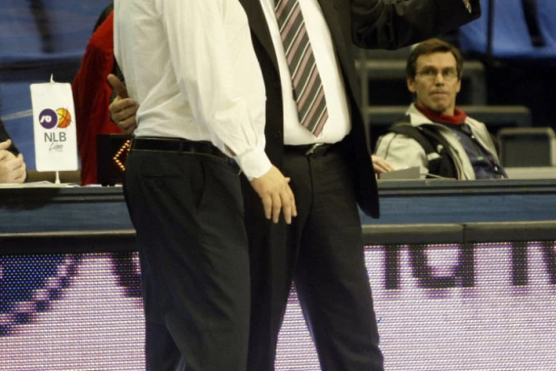 ŠTA ĆE REĆI "GROBARI"? Đurović OTVORIO dušu - rešenje za Partizan je Dule Vujošević!