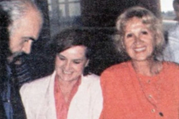 ČUVALA UMRLICU KOLEGINICE: Bizaran potez slavne Olivere Marković ŠOKIRAO JAVNOST!