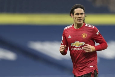 TEMPIRANA BOMBA: Kavani NAPUŠTA "Old Traford" i oblači dres VELIKANA!