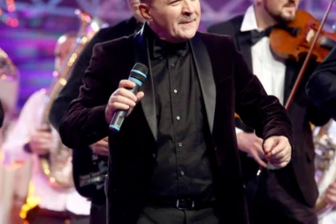 MITAR MIRIĆ DRŽAO PROSTITUTKE U STANU: Zbog te greške još ispaštam!