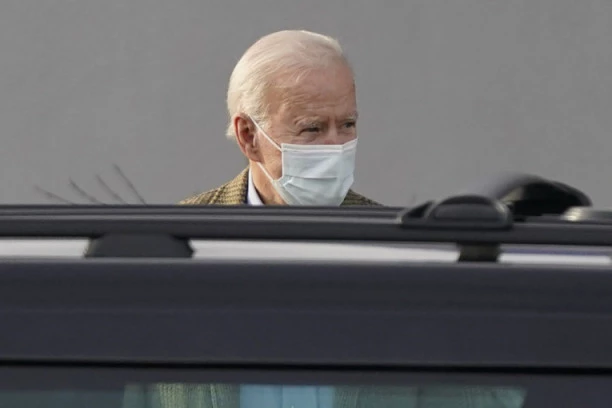 BAJDENOV VUČJAK IZUJEDAO  ČLANA OBEZBEĐENJA BELE KUĆE! Pas izazvao haos, pa hitno izbačen iz rezidencije predsednika