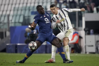 (FOTO, VIDEO) SRBIN RAZBESNEO RONALDA: Ovo je POTEZ KOJI JE ODVEO PORTO U  ČETVRTFINALE LIGE ŠAMPIONA!