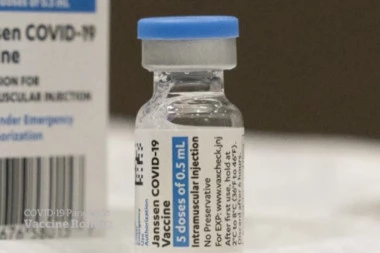 SAD poziva na HITNU pauzu upotrebe Džonson i Džonson vakcine: Razlog TROMBOVI