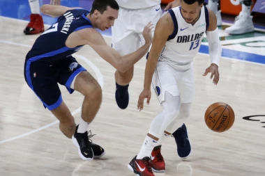 (VIDEO) TAKO TO RADI POKU: Srpska senzacija ODUŠEVILA NBA, BOLJI I OD BOGIJA, BJELICE I BOBANA ZAJEDNO!