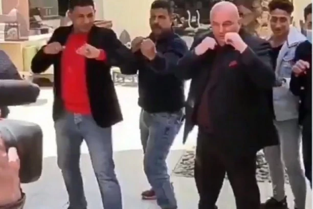 (FOTO, VIDEO) PALMA ISKORISTIO POSETU EGIPTU DA NAUČI EGIPĆANE BOKSU! Sve ih izudarao!