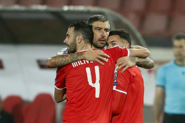 SAMO MI JE TAJ KLUB U MISLIMA: Delije načuljile uši, Srbin POTVRDIO gde igra naredne sezone!