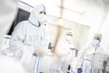 (FOTO) Lončar u kovid bolnici u Batajnici: Crvena zona ne može da se opiše!