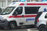 DVA UDESA U BEOGRADU, DVOJE POVREĐENO: Jedna osoba zbrinuta na mestu nesreće, druga prevezena u Urgentni centar