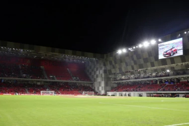 (VIDEO) KAKVI AMATERI: Albanci PUKLI 85.000.000 evra na nacionalni stadion, pa dve godine kasnije otkrili da je FELERIČAN!