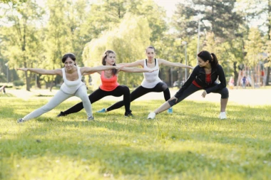 FITNES ZAJEDNICA SRBIJE: Trening na otvorenom!