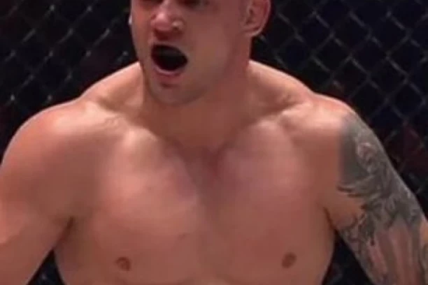 (VIDEO) STOŠIĆ SE VRATIO U STILU: Srpski MMA borac nije pobedio od 2018, PA PROTIVNIKA POSLAO U DRUGI UNIVERZUM BRUTALNIM NOKAUTOM!