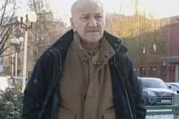 NJEGOVA JE ODLUKA DA NEĆE U GLUMCE: Unuk Bate Živojinovića, ne zeli da korača DEDINIM STOPAMA! (FOTO)