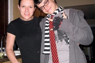 SILOVAO MLAĐU SESTRU (4), PA JE IZBO 17 PUTA ZBOG OSVETE: Pre gnusnog čina proveo sate gledajući filmove za odrasle!