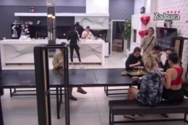 (VIDEO) Sanja uzvratila udarac BIVŠOJ DEVOJCI, zbližila se sa CELIM njenim DRUŠTVOM, Matora će POLUDI!