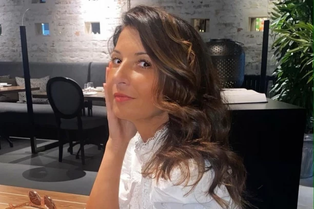 "U 2022. SAM LEČILA RANE NA SRCU I DUŠI" Sanja Marinković progovorila o najbolnijoj temi, pa priznala da li je našla svog PRINCA - evo šta kaže o svadbi!