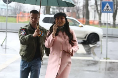 (VIDEO)CECA PROZRELA KARLEUŠINE NAMERE:  Ovo se radi da bi zastareo slučaj!