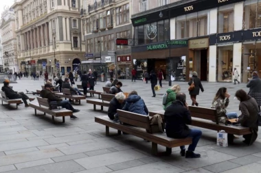 AUSTRIJA UBLAŽAVA EPIDEMIOLOŠKE MERE! Kurc: Srećan sam što su se prognoze obistinile