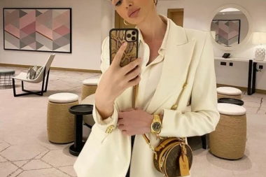 EMINA JAHOVIĆ SE ODLUČILA NA DRASTIČAN POTEZ: Dala kuću u neverovatne svrhe, a za to postoji OGROMAN RAZLOG!