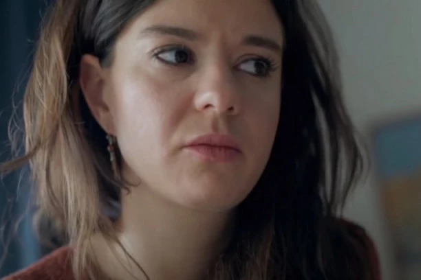 DANIJELA PRIZNALA DA JE HTELA DA SE UBIJE! Glumica otkriva da je htela da digne ruku na sebe nakon što je Lečić napastvovao!