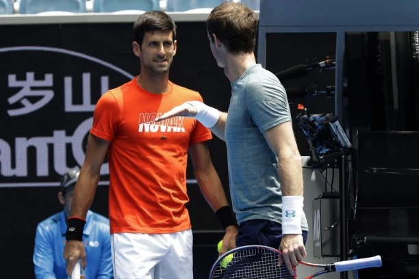 ĐOKOVIĆA IZDAO VELIKI PRIJATELJ: Savetuje tinejdžera kako da SRUŠI NOVAKA!