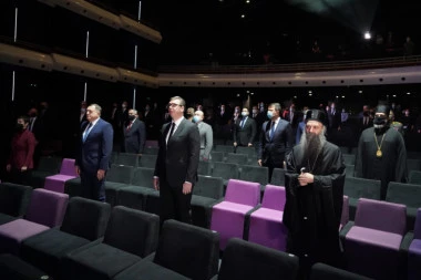 DAN SEĆANJA NA STRADALE U NATO AGRESIJI! Vučić: Ubijali su nam JEDNO DETE DNEVNO, niko nije odgovarao za zločin