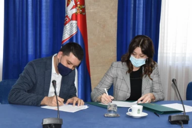 Vujović: Još skoro 210 miliona za projekte u 22 lokalne samouprave