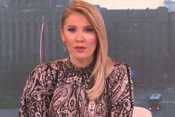 FOTKE BOJANE RISTIVOJEVIĆ ZGRANULE JAVNOST KAO NIKAD: Voditeljku ovakvu niste videli, svi su u ŠOKU! (FOTO)