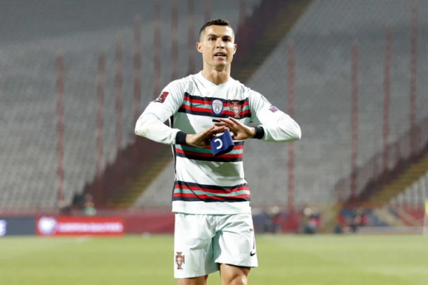 (VIDEO) PONOVIO SE BEOGRAD: Ronaldo potpuno POLUDEO posle eliminacije sa EURA!