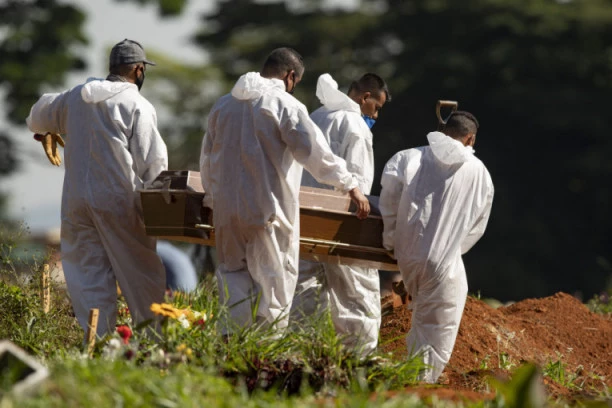 UMIRE 3.500 LJUDI DNEVNO! Brazil beleži rekorde po broju žrtava od korone, u Meksiku priznali: MRTVIH JE MNOGO VIŠE NEGO ŠTO POKAZUJEMO