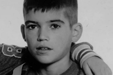 PRETUŽNO! MALI VUKAŠIN LEŽAO U POTOKU KAO DA SPAVA: Detalji tragedije u selu kod Nevesinja