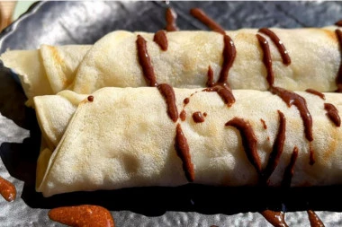 POSNE PALAČINKE! Omiljena poslastica bez mleka i jaja a ukus odličan (VIDEO)