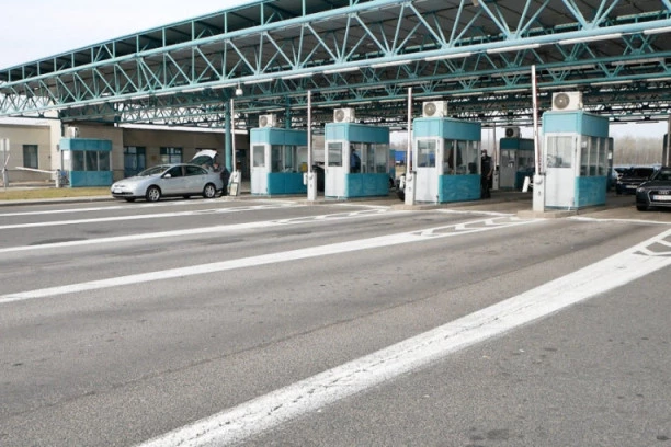 MAĐARSKA OTVORILA GRANICU ZA SRBE! Samo vakcinisani mogu da uđu bez ograničenja!