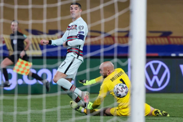 SRAMOTA! UEFA PRAVI PRESEDAN ZBOG RONALDA! Kristijanov gol protiv Srbije će biti PRIZNAT!