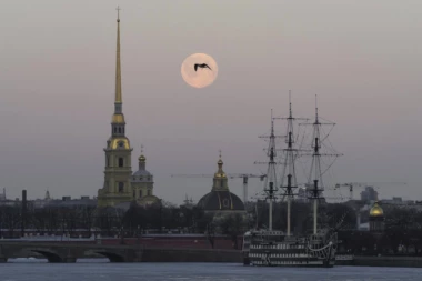 LET NIKUDA RASPRODAT ZA MANJE OD TRI MINUTA! Tražila se i karta više, a sve samo da bi videli jedan fenomen