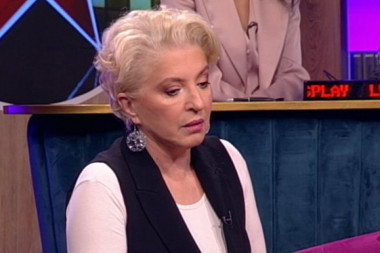 Mirjana Karanović nedavno ZAVRŠILA NA INFUZIJI: Glumici se POGORŠALO zdravstveno stanje, lekari joj odmah prepisali OVU TERAPIJU!