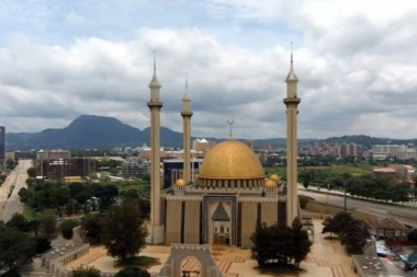 HAOS U NIGERIJI! Novi napad islamista, pucnjava u blizini predsedništva