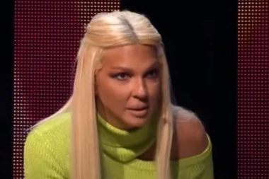 (VIDEO) DOŠLA NA PROMOCIJU KOD SUZANE, PA SE IZBLAMIRALA: O ovoj Karleušinoj izjavi svi pričaju!