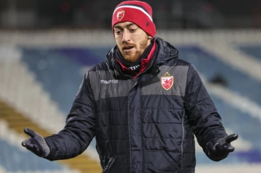 DŽABE GOLOVI LIVERPULU: Bivši reprezentativac GRMI - Zvezda NE MOŽE da proda Pavkova!