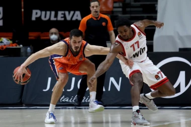 Valensija IZBEGLA BRUKU, Olimpijakos slavio u gostima - Himki srušio Asvel posle produžetka!