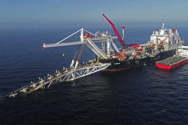 SABOTAŽA NA SEVERU EVROPE?! Oštećen podvodni optički kabl između Letonije i Švedske!