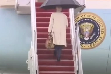 (VIDEO) BAJDENOV KLIMAV HOD: Predsednik SAD ponovo tetura do vrha!