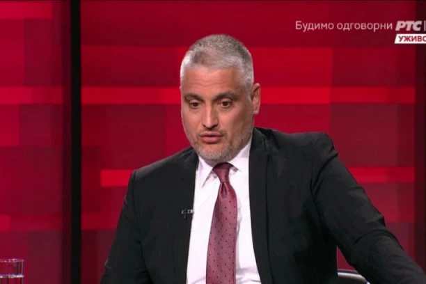 ČEDA DO DETALJA OPISAO HAPŠENJE MILOŠEVIĆA PA SE RASPLAKAO: Teško mi je, gledao sam samo 20 minuta serije