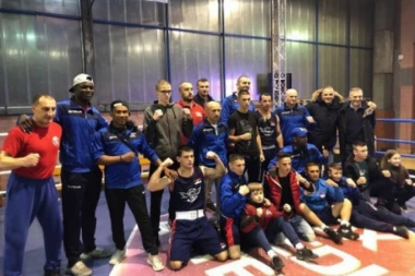 SUPERLIGA SRBIJE U BOKSU: Somborci PUTUJU u Novi Sad!