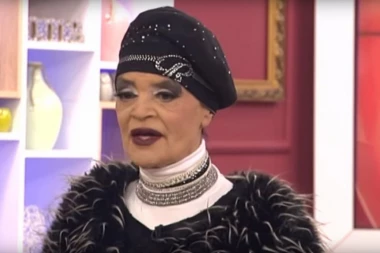 POJAVILA SE ŠOK FOTKA RUŠKE JAKIĆ! Jedina fotografija u VENČANICI procurila u javnost, OVAKO je izgledala u mladosti!